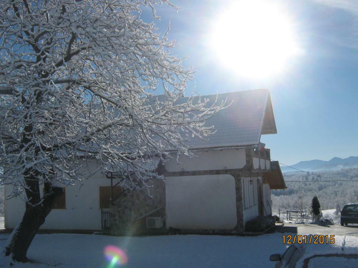 Lavanda Farm Apartmani Rakovica Exterior foto